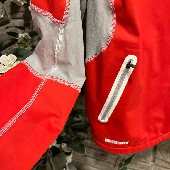 Men’s red soft shell Salomon jacket size L. Like new - Picture 3 of 4